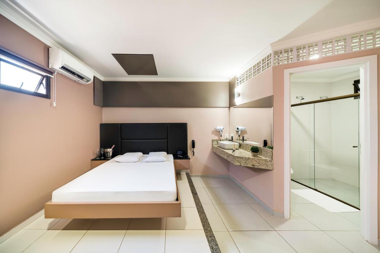 Savanas Motel Ponta Grossa  Kültér fotó